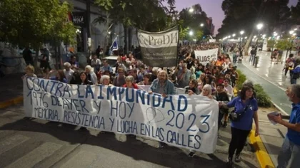 El grito por la Memoria, Verdad y Justicia resonó en Neuquén