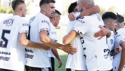 Cipolletti derrotó a Liniers y es único puntero