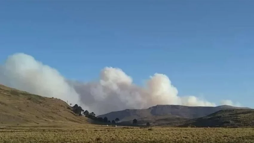 Llegó la lluvia a Caviahue y el incendio estaría controlado