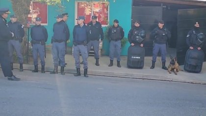 Allanaron casas por una red que roba en el centro de Neuquén