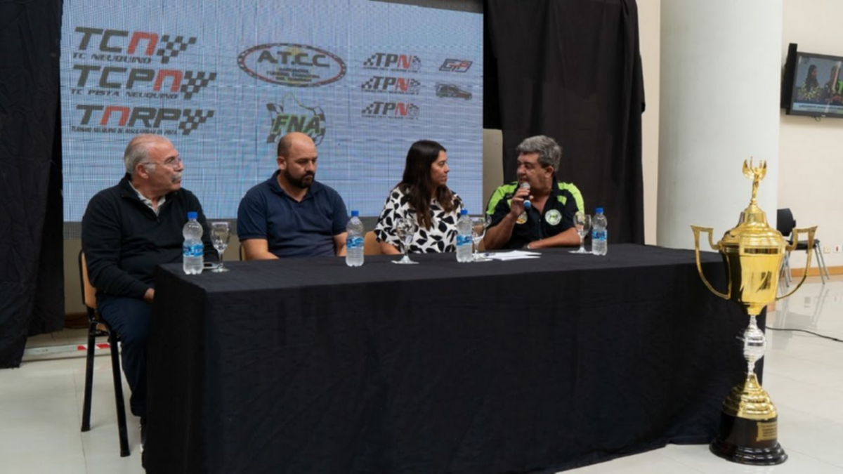 El TC Neuquino presentó su temporada en la Legislatura