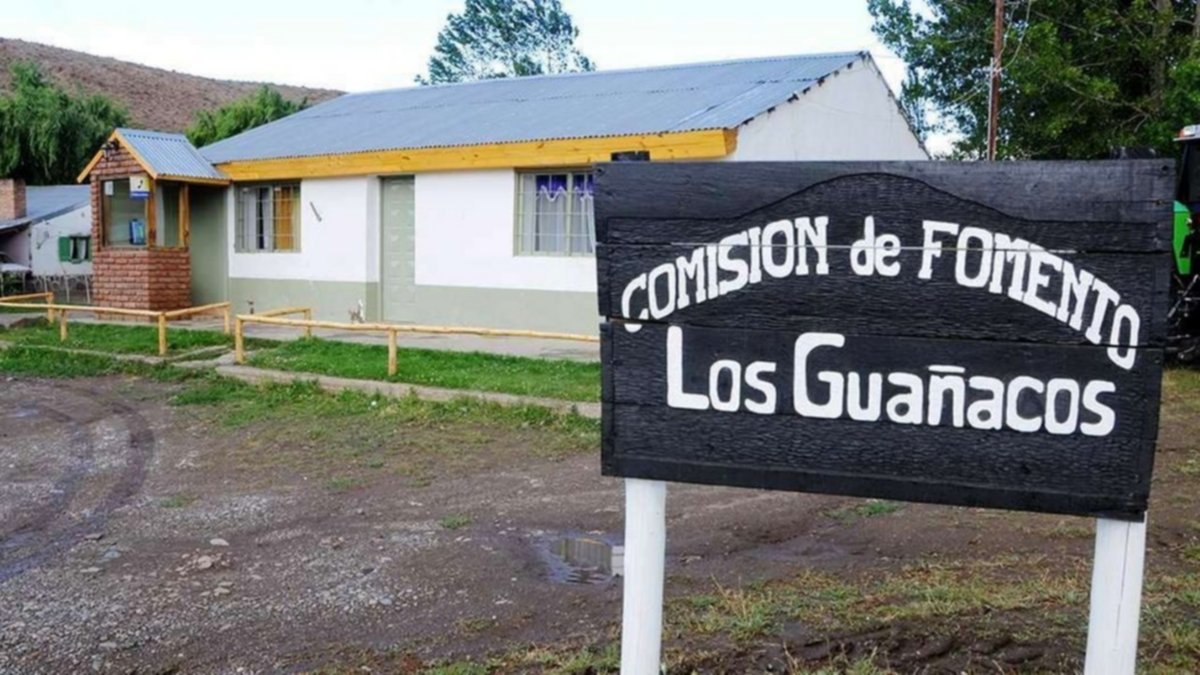 Multan a ex intendenta “flojita” de papeles