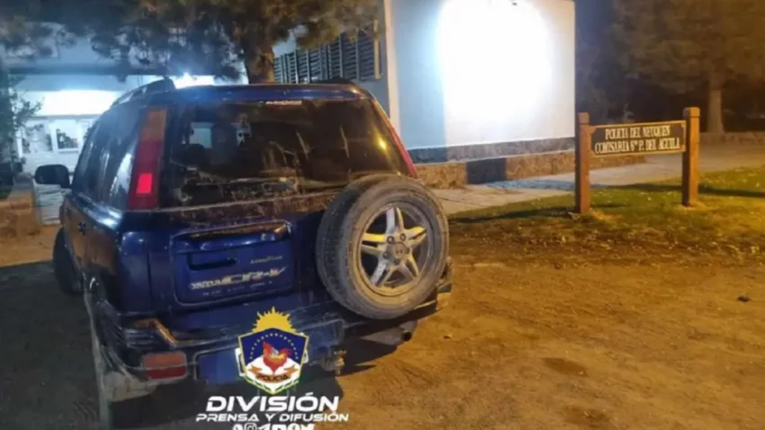 Una camioneta robada en Roca andaba por Piedra del Águila