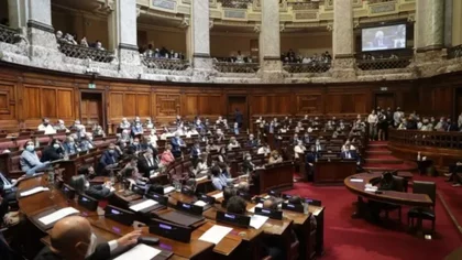 Uruguay aprobó la reforma jubilatoria y la oposición mostró su rechazo
