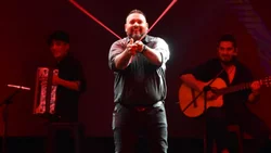 Agenda: los artistas que se presentan esta noche a pesar del viento