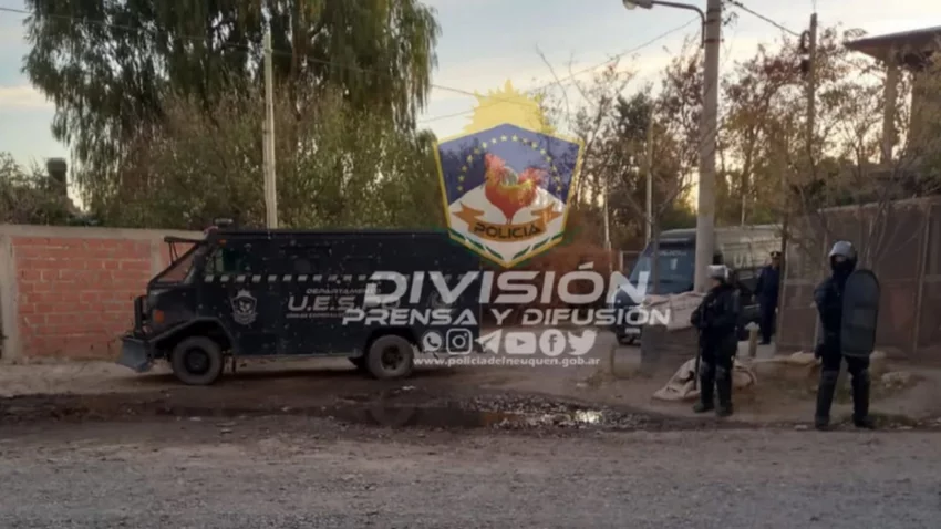 Redada en varios barrios buscando una banda de asaltantes