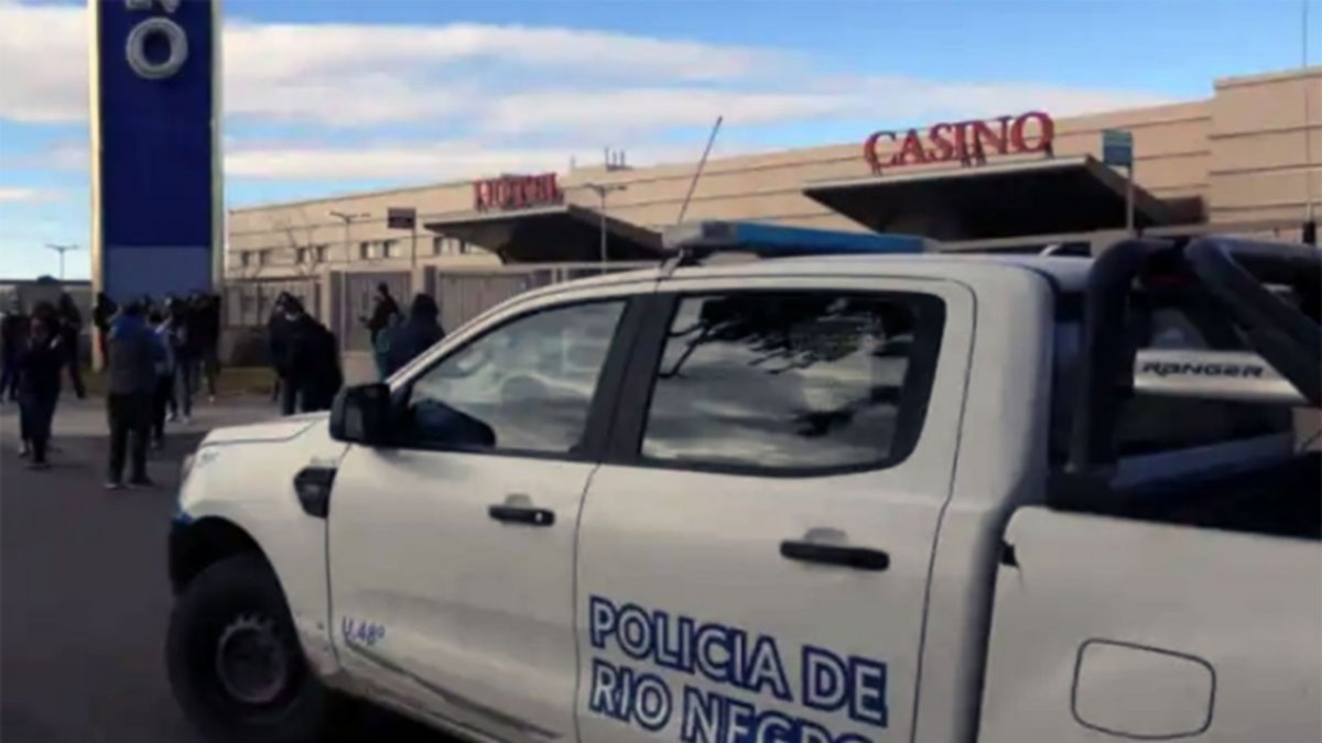 La Policía discrimina a las mujeres