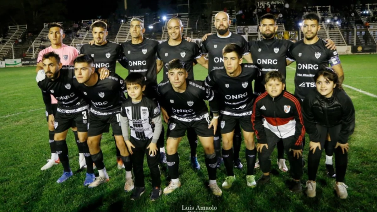 Cipolletti va con Liniers el domingo en el Alejandro Pérez