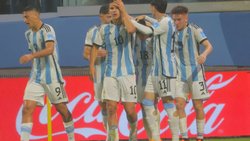 Argentina inició su Mundial con el pie derecho