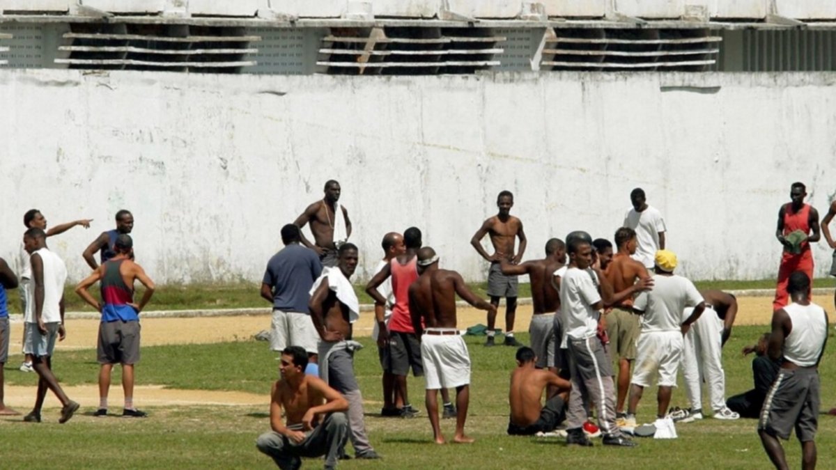 Torturas en cárceles de Cuba