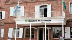Paritarias: la gestión Carreras convocó a los gremios