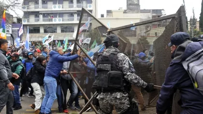 Fernández instó a Morales a respetar los Derechos Humanos