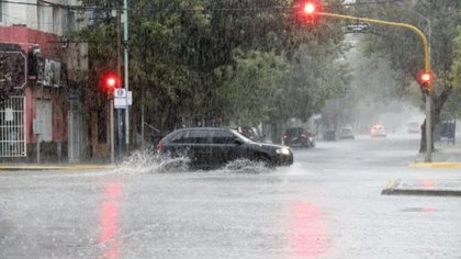 Alerta por temporal de intensas lluvias y crecida de ríos
