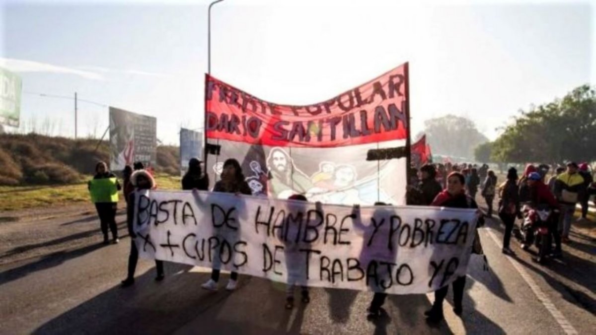 A 21 años de la Masacre de Avellaneda marchan a los puentes