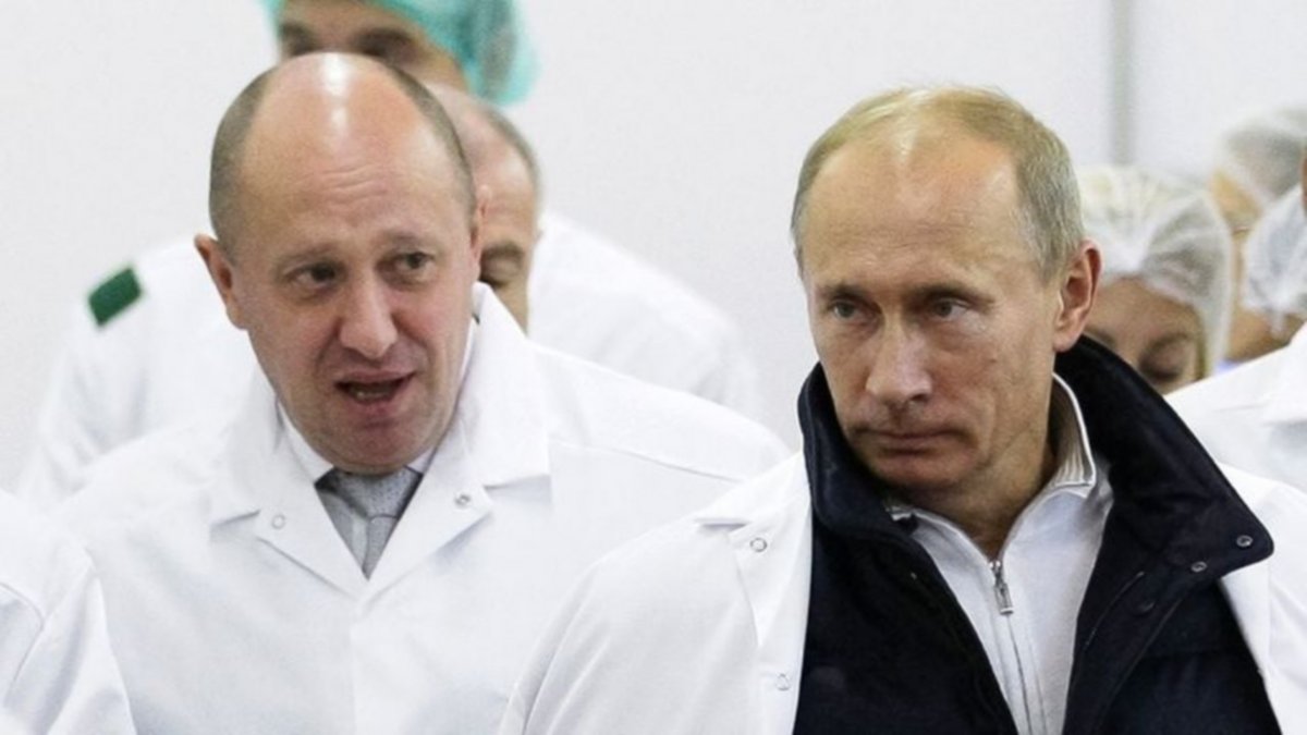 Putin busca mostrar normalidad después de la revuelta