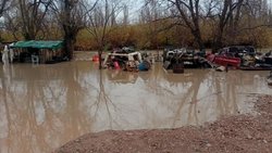 Los vecinos de Vista Alegre, entre el agua y "los chorros"