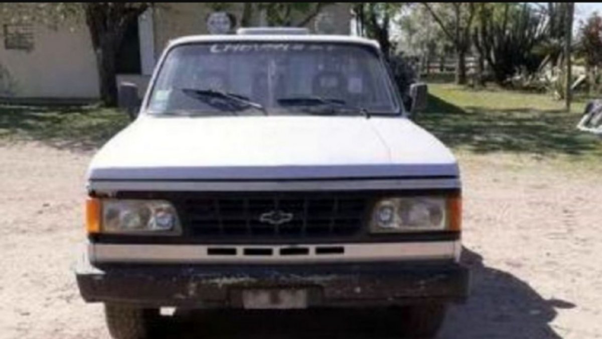 Es jefe policial y se apropió de una camioneta de la fuerza