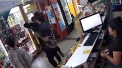Robo en un almacén: iba armado y disfrazado de policía