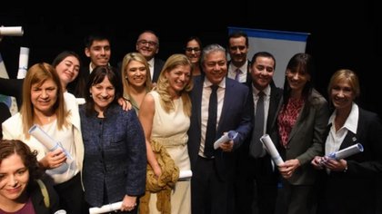Figueroa dijo cuándo se conocerá su gabinete y habló de la estafa con los planes