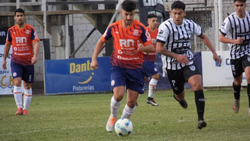 Cipo ganó la primera final, pero todo se define en Roca
