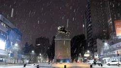 ¡A prepararse! Llega la nieve a Neuquén capital