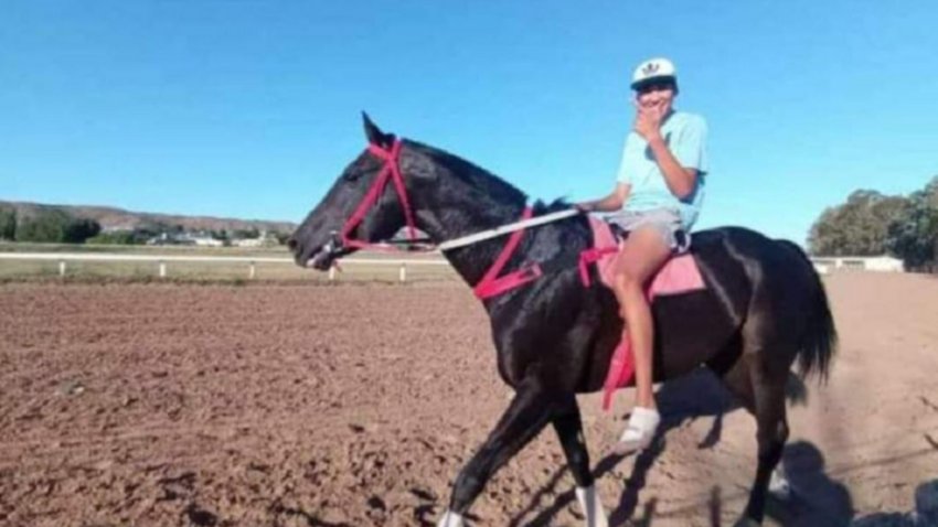 Murió el joven que chocó con su moto en Centenario