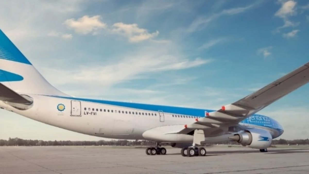 Un nene murió tras descompensarse en un vuelo de Aerolíneas