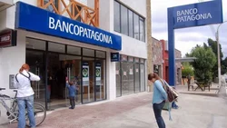 Denuncian al Banco Patagonia por una supuesta estafa