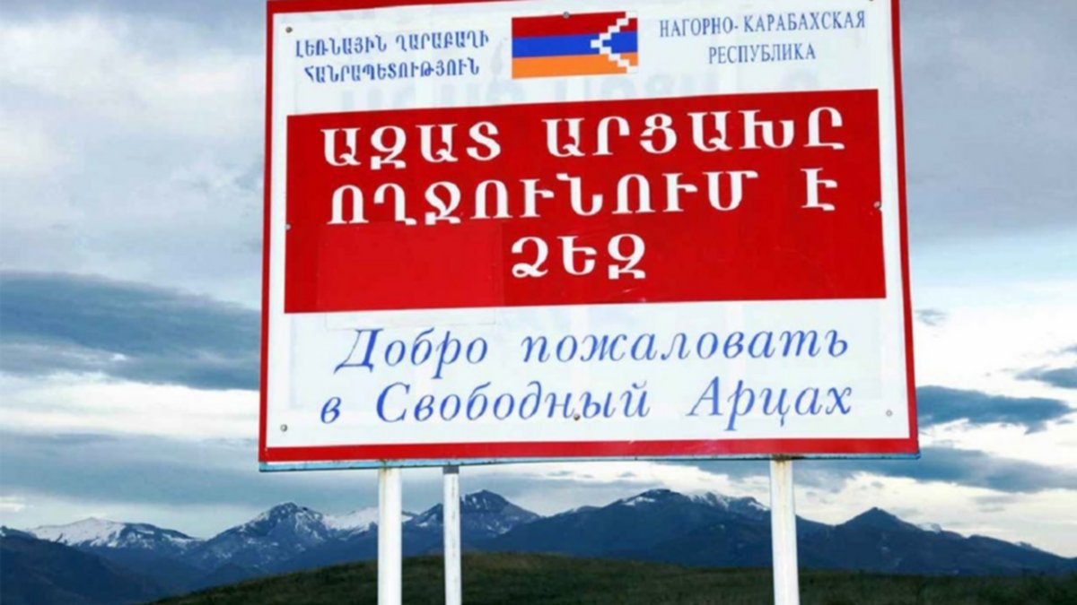 Azerbaiyán acusa a Rusia y Armenia de violar acuerdo de paz de 2020