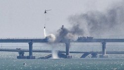 Rusia acusa a Ucrania por el ataque a un puente clave en Crimea