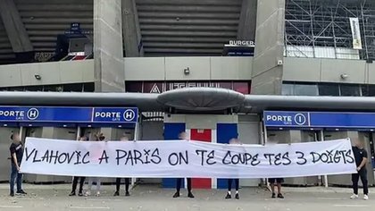 Insólito: aún no llega y los Ultras del PSG ya lo amenazaron