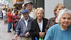 Jubilados recibirán un bono de $20 mil: quiénes lo cobrarán