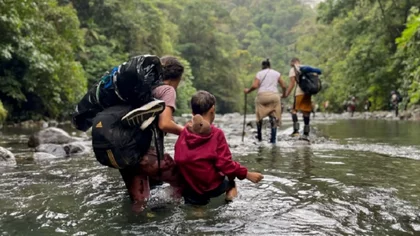 Récord histórico: Casi 230.000 migrantes ya cruzaron la peligrosa selva del Darién en 2023