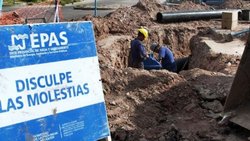 Sin agua en Neuquén: el EPAS trabaja para restablecer el servicio
