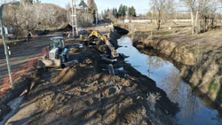 Luego del corte, comenzó a volver el agua a los barrios neuquinos
