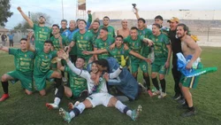 El Oeste de fiesta, Maronese Campeón