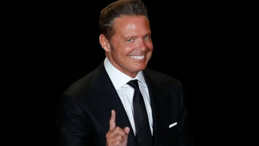 Luis Miguel llegó al país para iniciar su gira mundial
