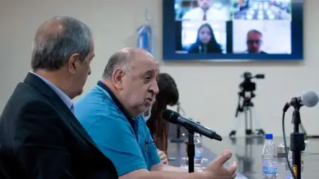 Reclaman adicional para choferes de Legislatura neuquina