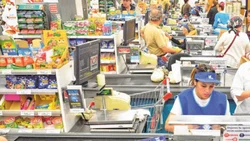 ¿Abren los supermercados y shoppings el domingo por las PASO 2023?