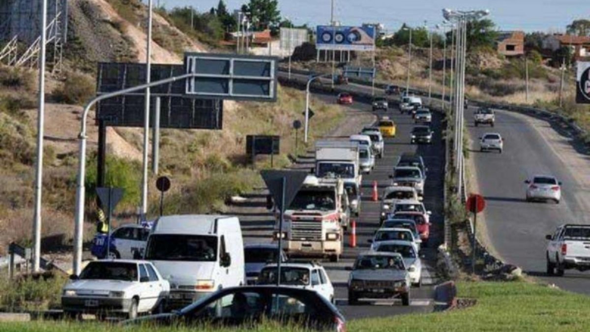 Flujo vehicular en Neuquén: el 70% proviene de otras ciudades