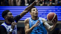 Argentina vapuleó a Cuba y accedió a semifinales