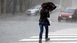 Más de medio país en alerta por tormentas y viento