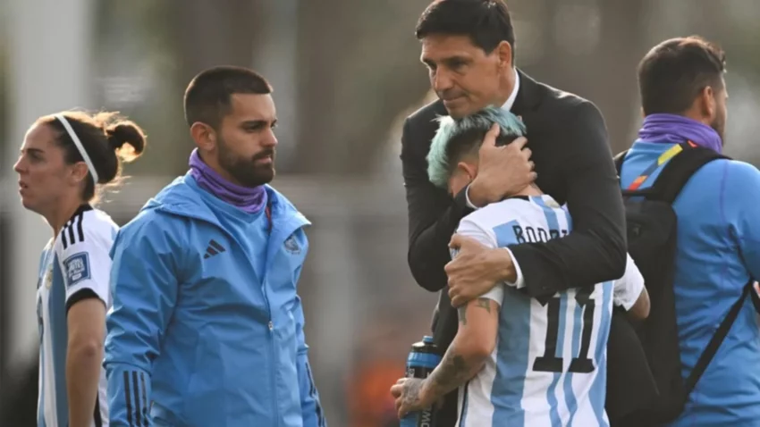 Polémica en la Selección: borraron a una de las referentes