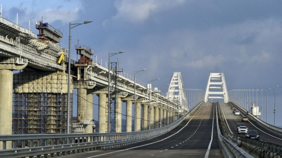 Rusia habría hecho una “barrera submarina” para defender Crimea