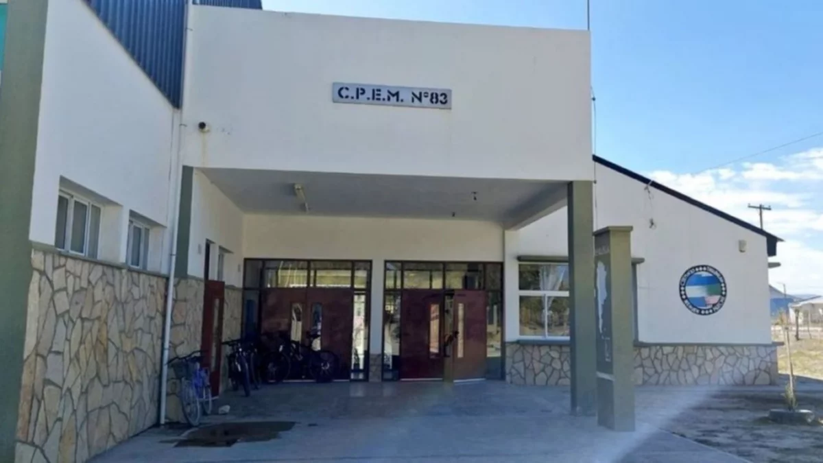 Aseguran que la calefacción del CPEM 83 funciona correctamente