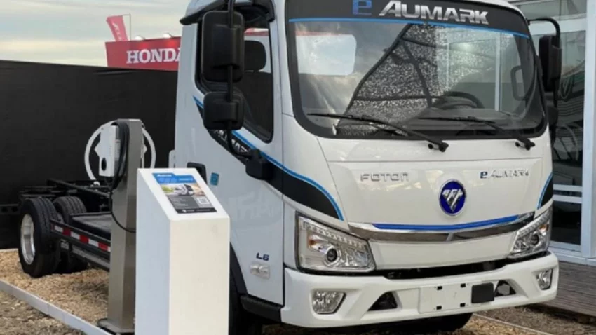 Argentina celebró el lanzamiento de su primer camión eléctrico