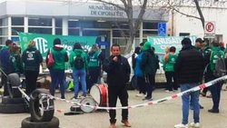Municipales de Cipolletti reclaman el bono de $60 mil