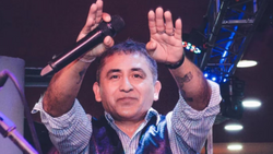 Murió el cantante Huguito Flores en un fuerte choque