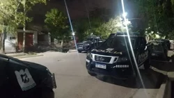 Lo mató porque estacionó el auto en la entrada de su casa