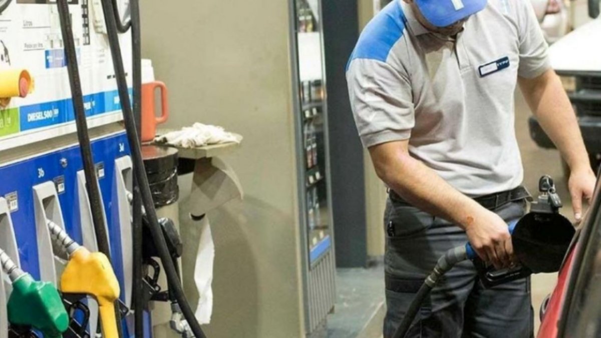 Congelamiento de precios: alertan escasez de combustible